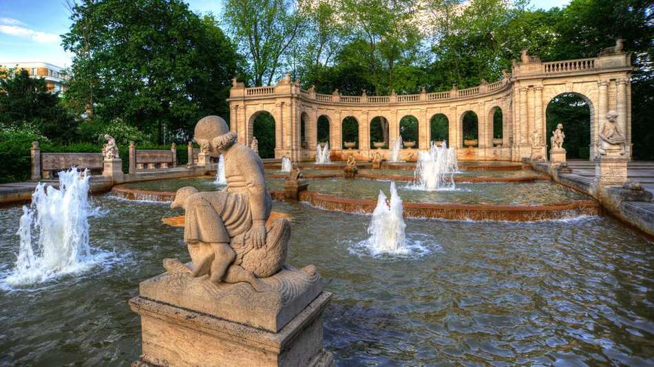 marchenbrunnen im volkspark fr