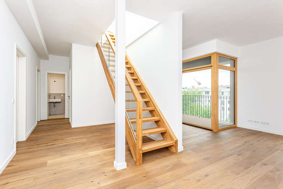 Treppe zur Aufdachterrasse