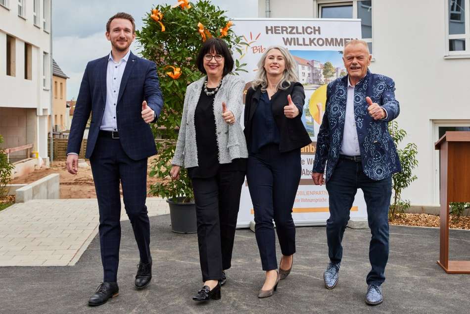 27 geschaftsfuhrung und team u