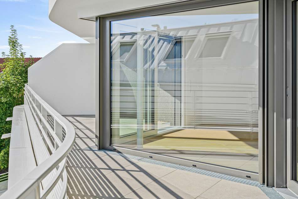 Balkon D18