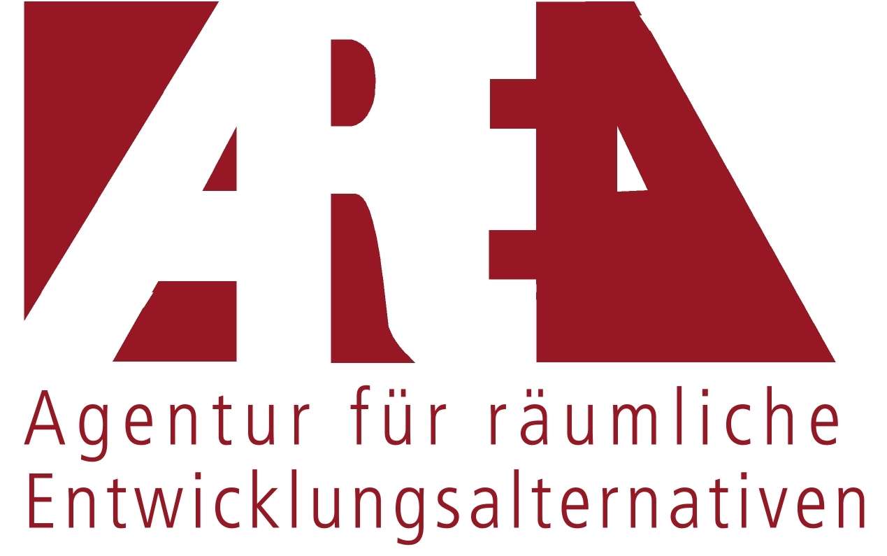 Ulf Maaßen, AREA